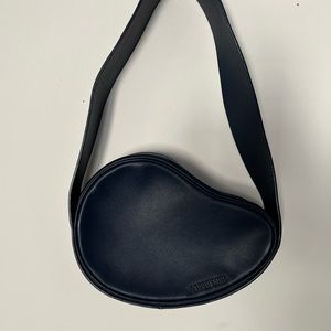 Jacquemus Le Haricot Bag leather Navy
